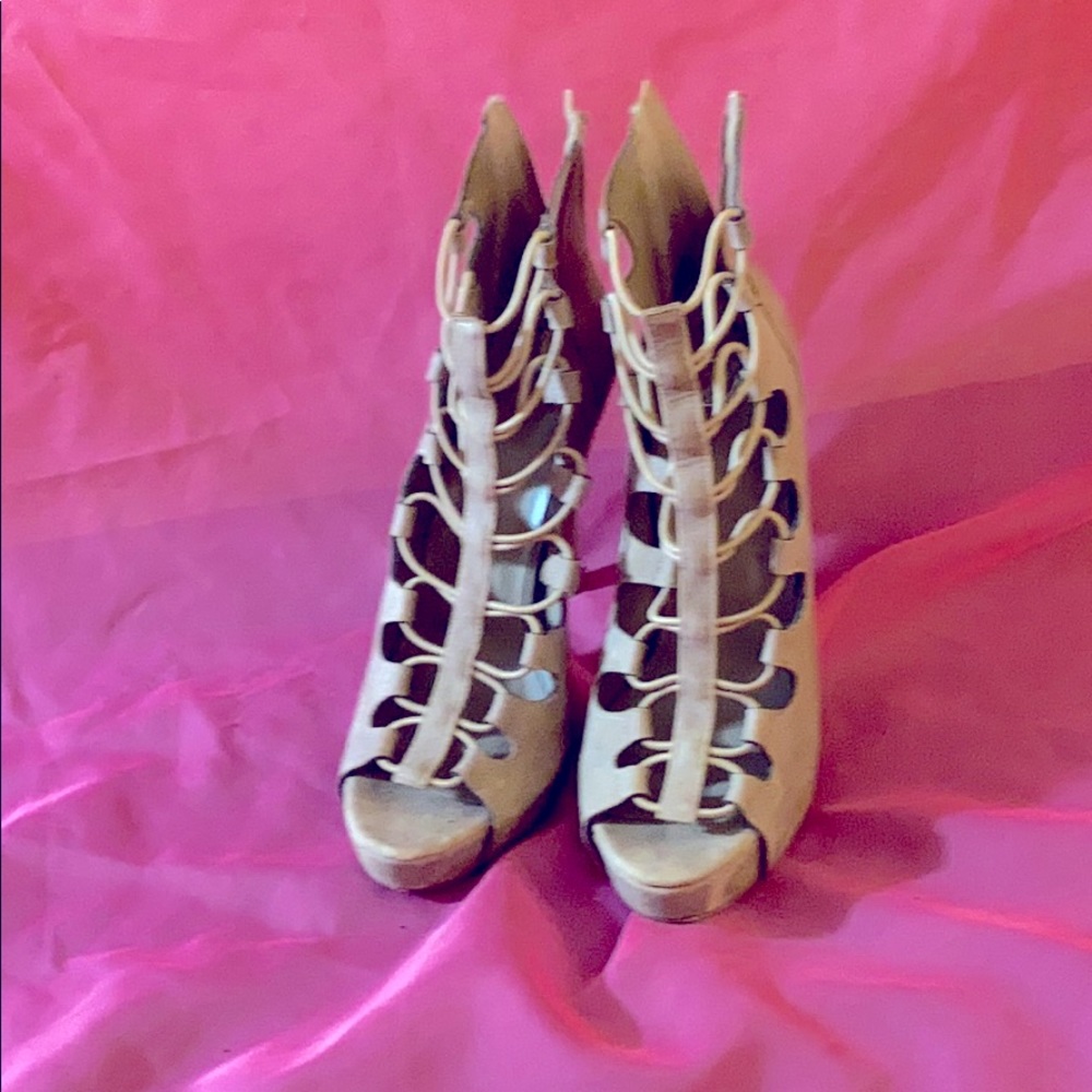 Tan Heels